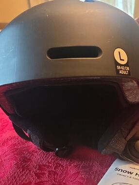 Adult Large Matte Black Snow Helmet - L